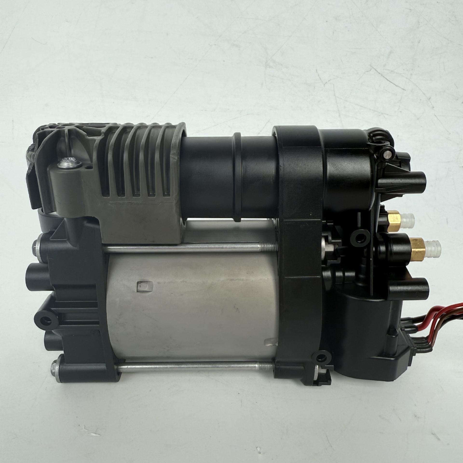 Antykorozyjny, komfortowy, dop – Shock Pump Suspension recenzja i cena